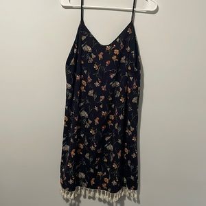 Mod Ref Tassel Dress Size Medium